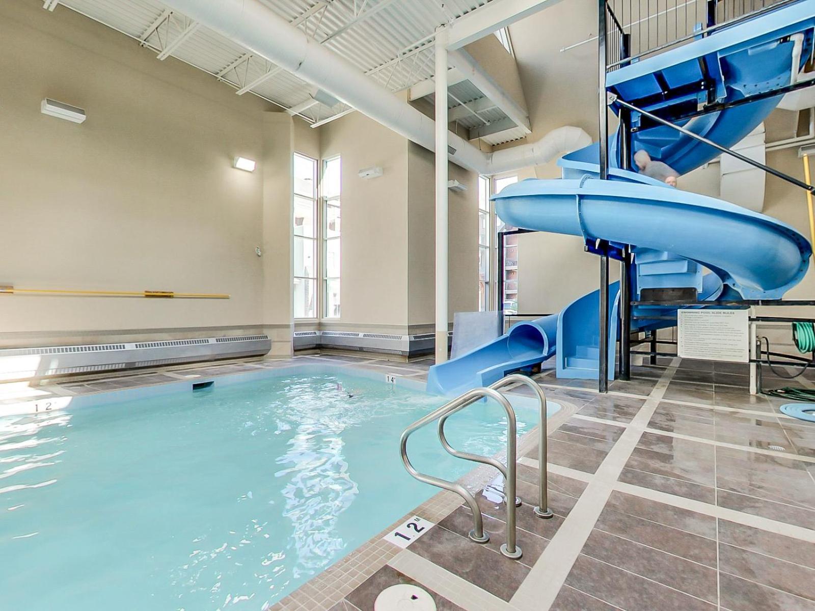 Outstanding Mountain Condo Waterslide And Hot Tub Managed By Little Sister Getaways Canmore Extérieur photo